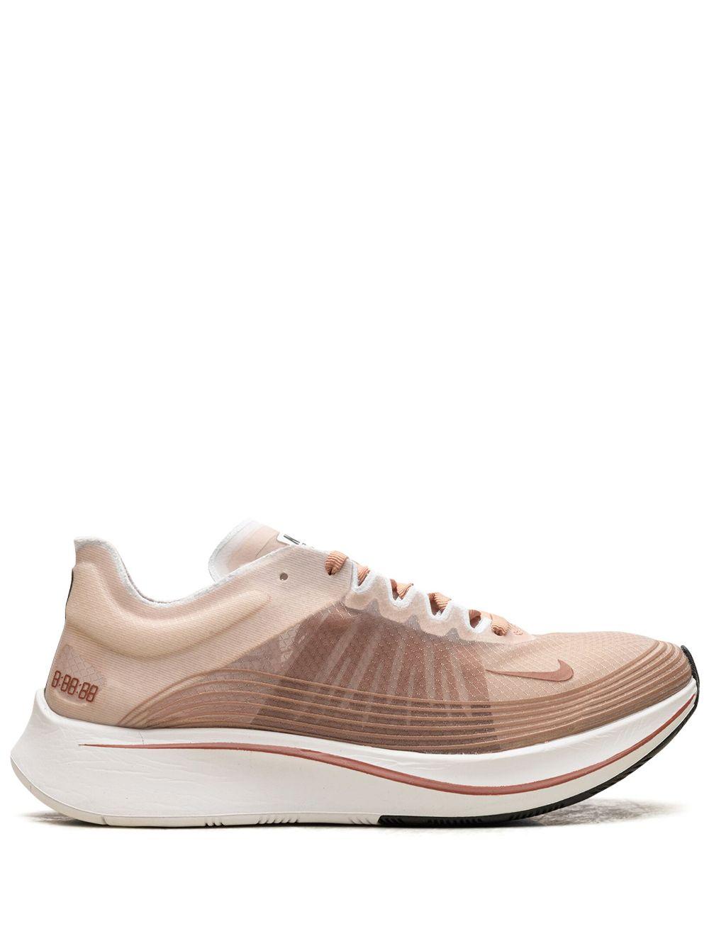 Pink nike zoom fly sp hotsell