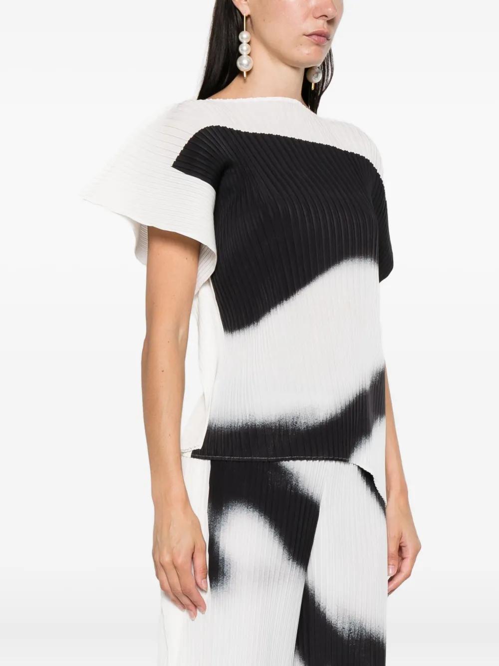 issey-miyake-black-Shadow-