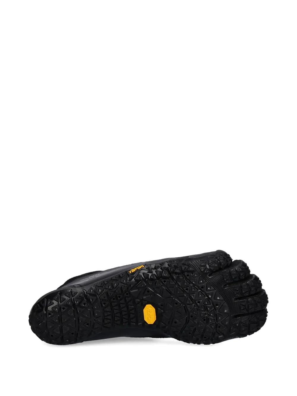 Suicoke Fivefingers Humamphibian Zip-Front Sneakers in Black for