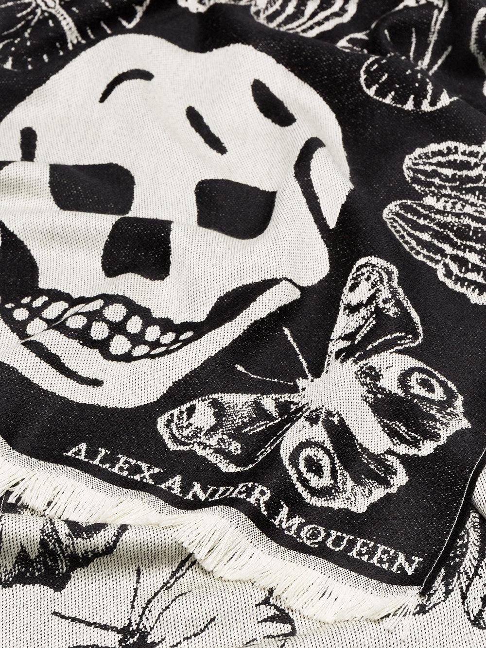 Alexander McQueen Wool Oversized Metamorphosis Scarf in Black 