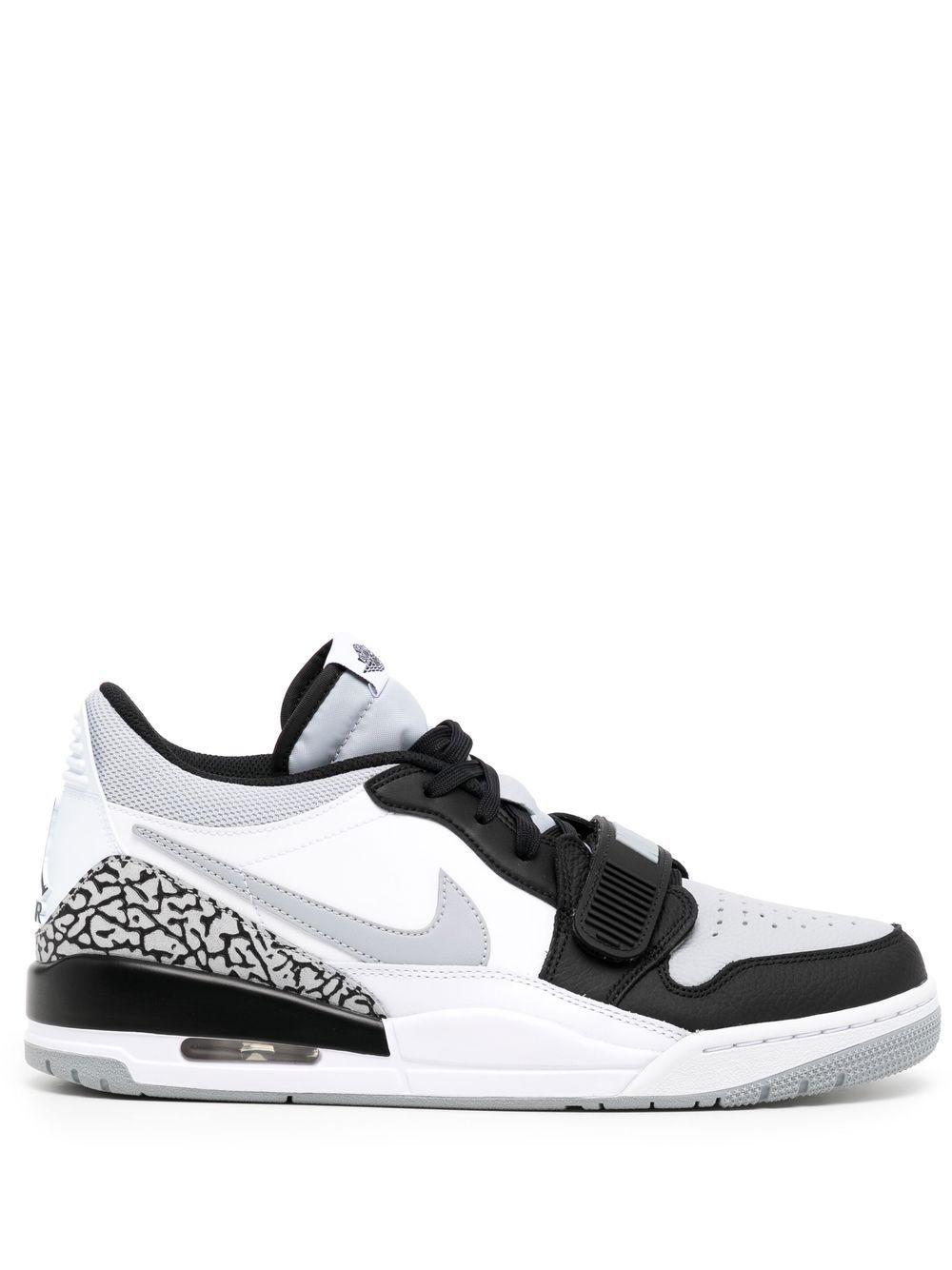 Nike Air Jordan Legacy 312 Low-top Sneakers in White for Men | Lyst