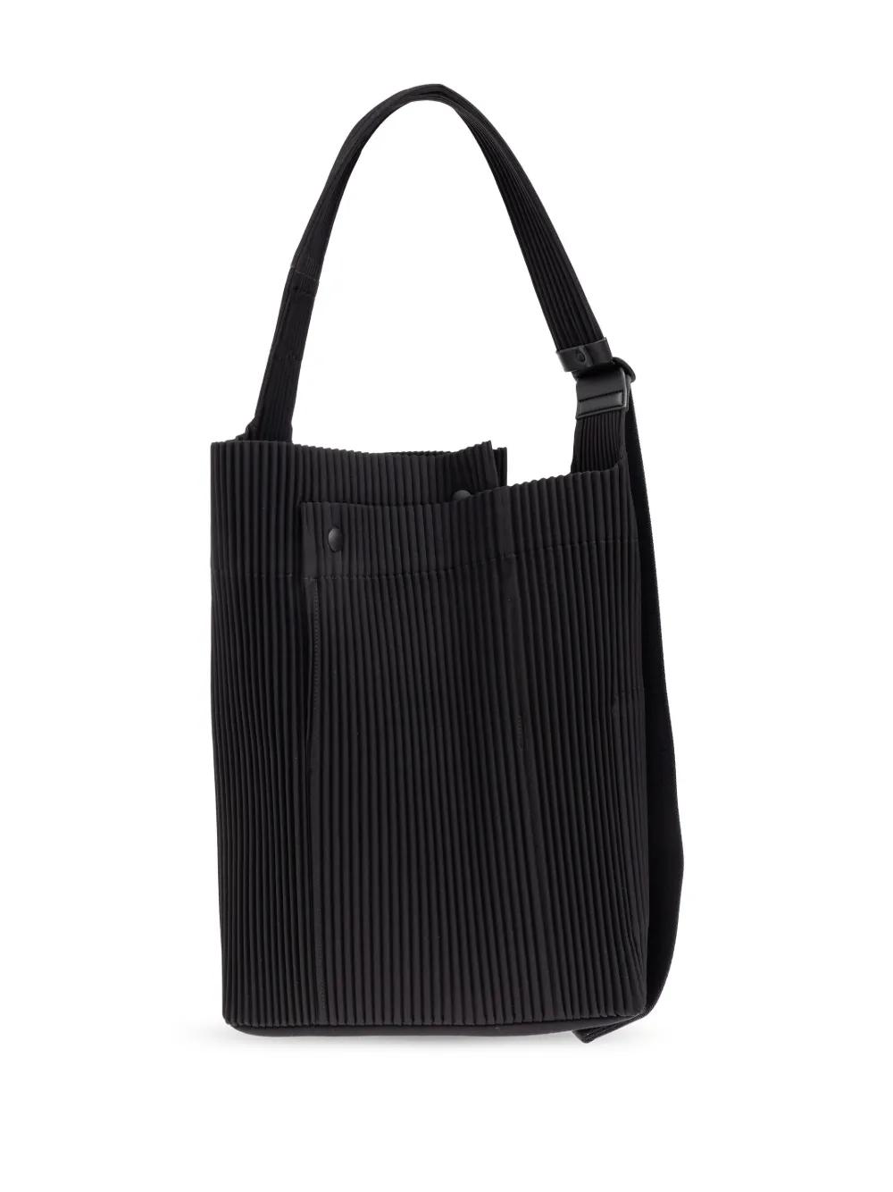 Homme Plisse Issey Miyake バッグ Homme Plissé Issey Miyake Men's Pleats Cross Body Bag in