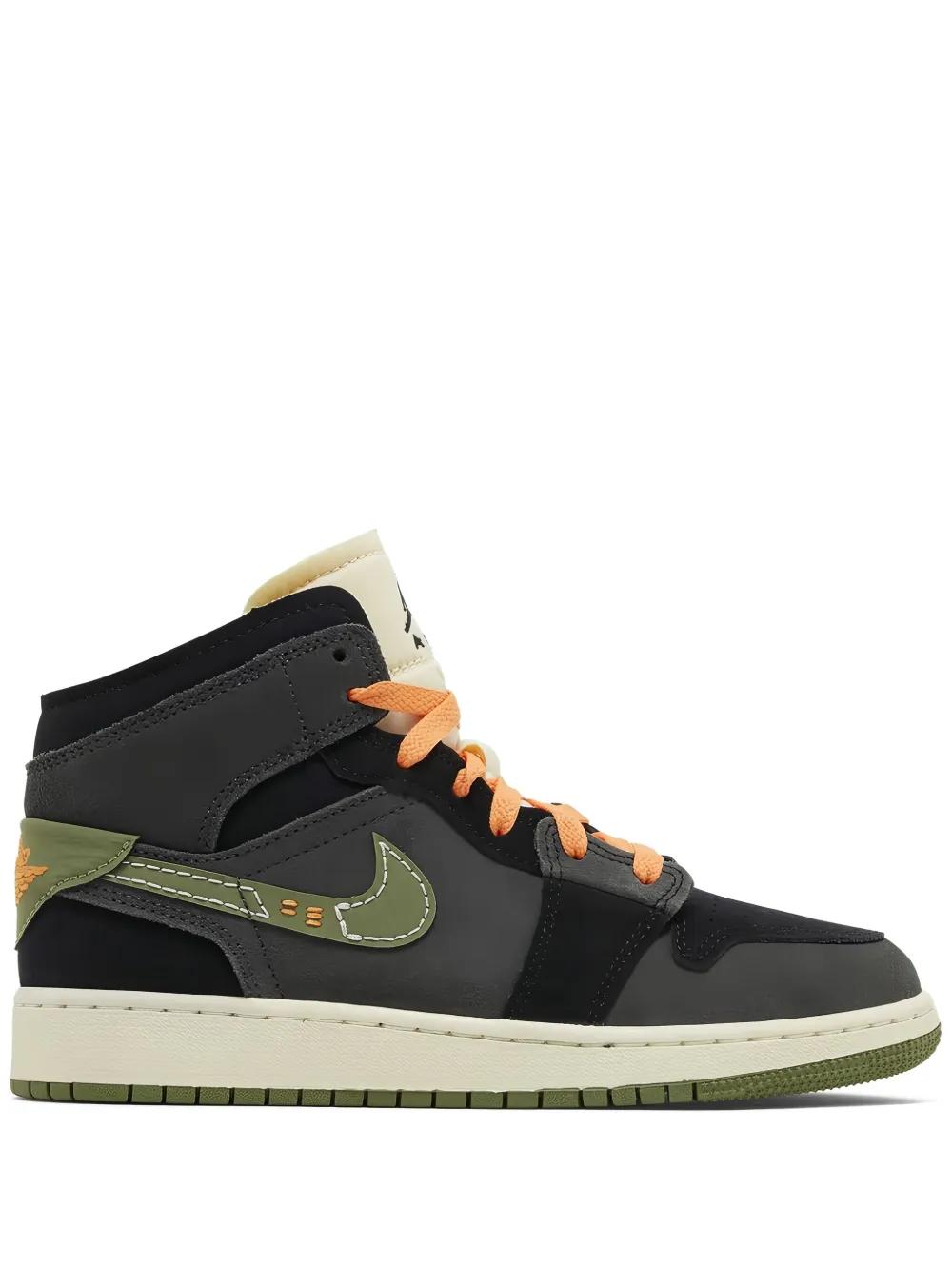 nike air high top sneakers