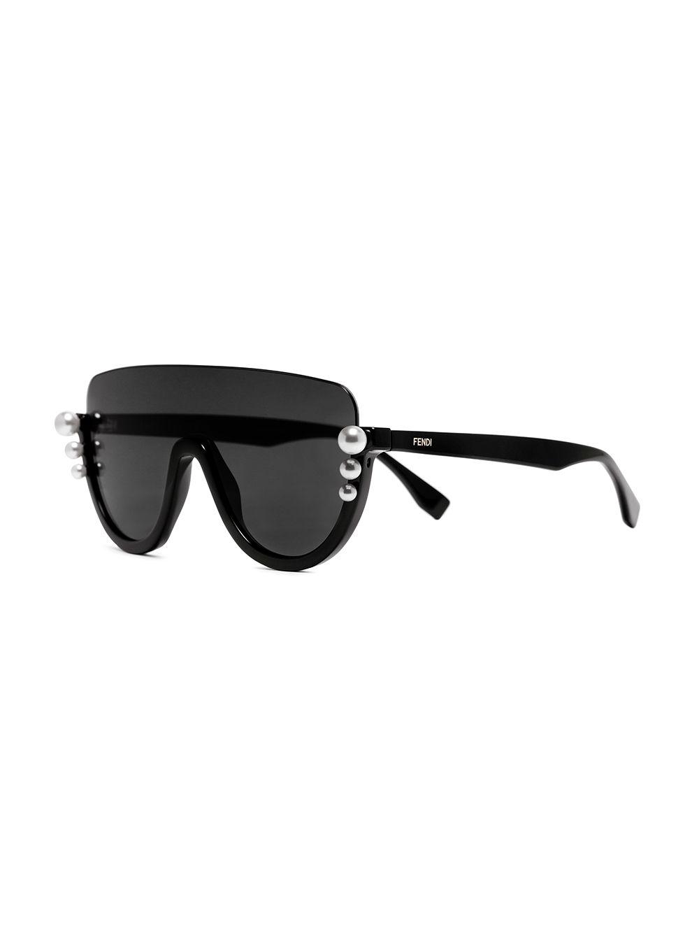 Fendi Ribbons And Pearls Sunglasses in Black | Lyst