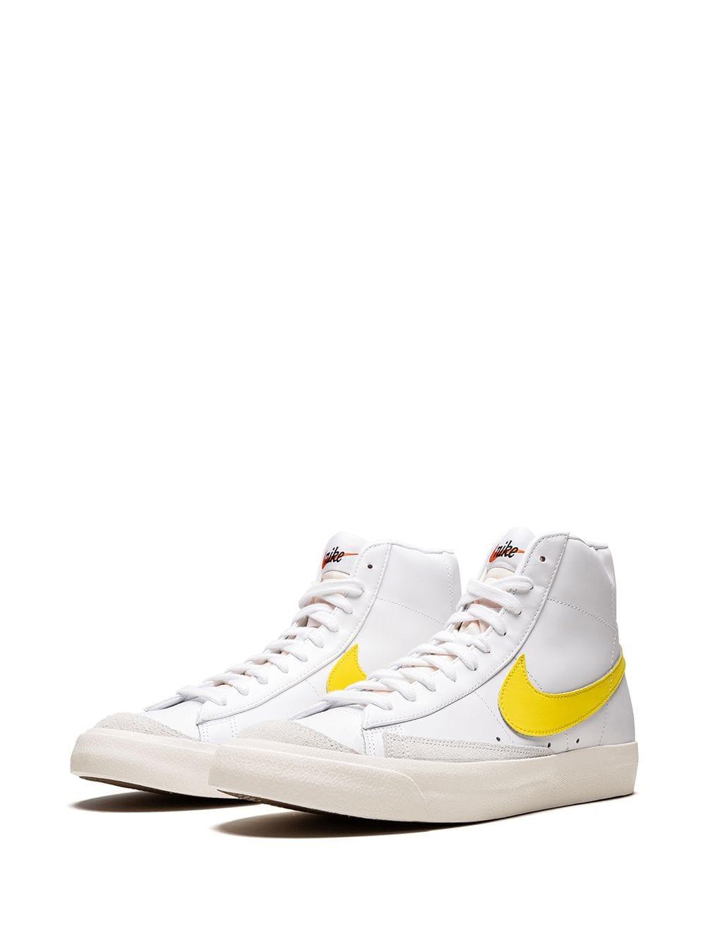Nike Blazer Mid '77 Vntg Sneakers in White for Men - Save 3% - Lyst