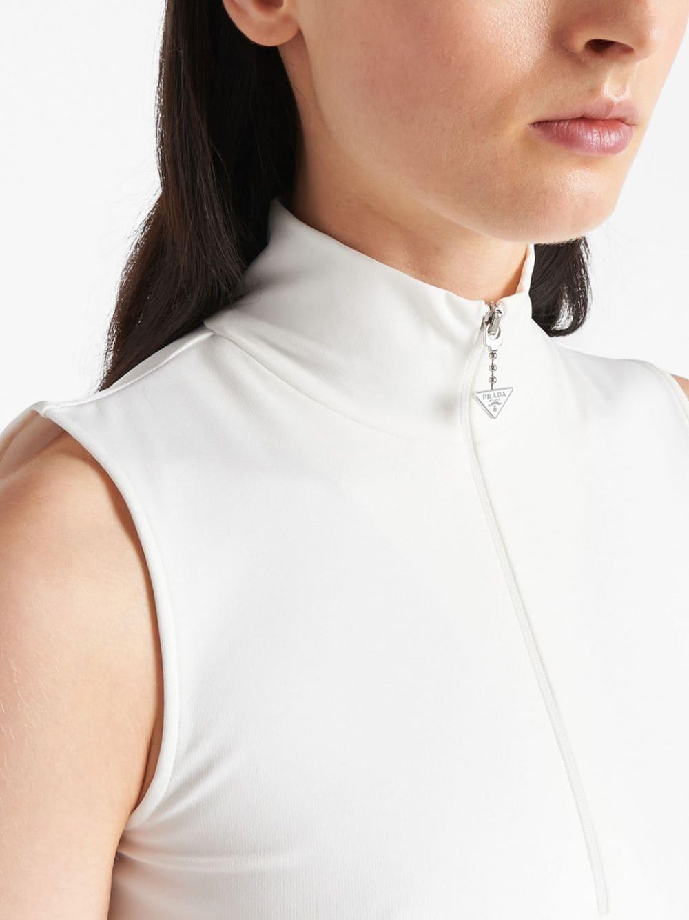 Half zip Sleeveless Crop Top
