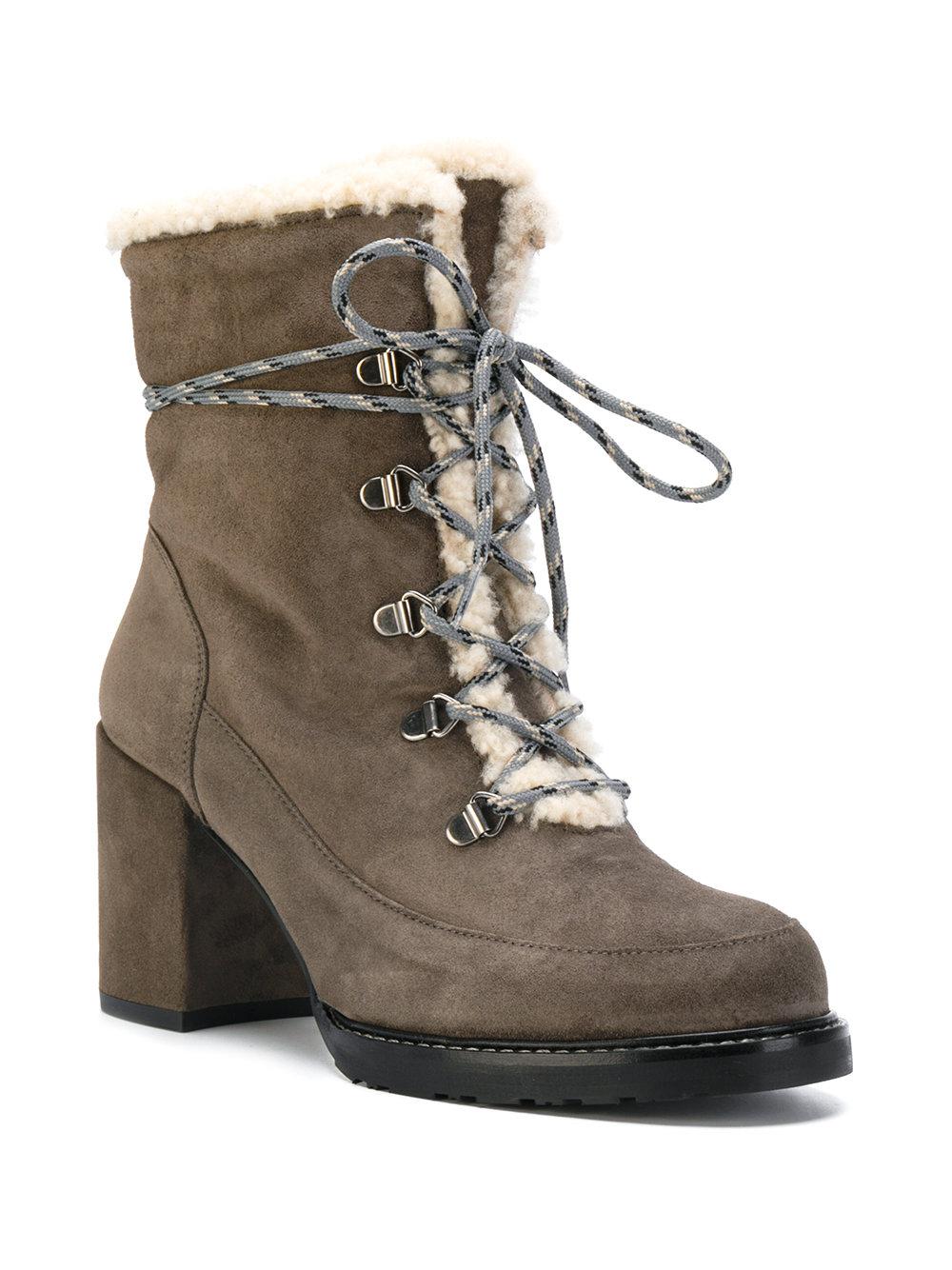 stuart weitzman yukon