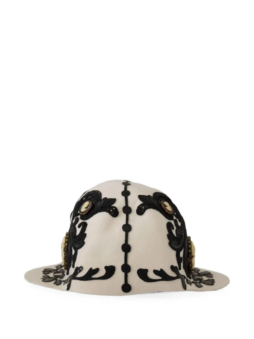 Dolce & Gabbana Embroidered Cameo-Detail Hat in Black | Lyst UK display picture 2