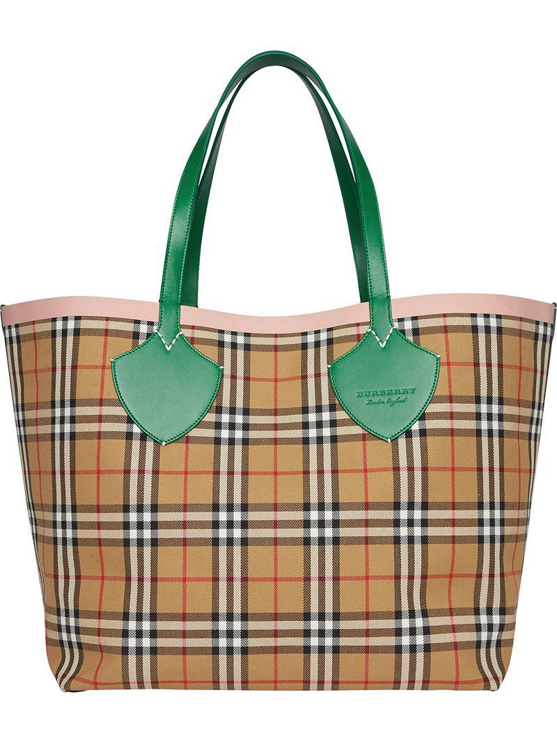 Burberry Cotton The Giant Reversible Tote In Vintage Check in Green | Lyst
