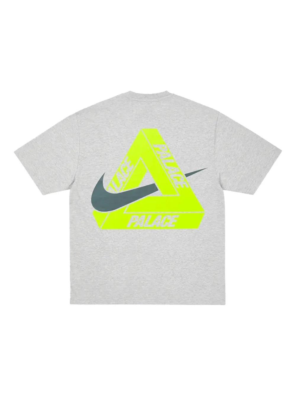 トップス PALACE x Nike Tri Swoosh T-Shirt White L Palace X Nike Tri Swoosh T-Shirt in White for Men | Lyst
