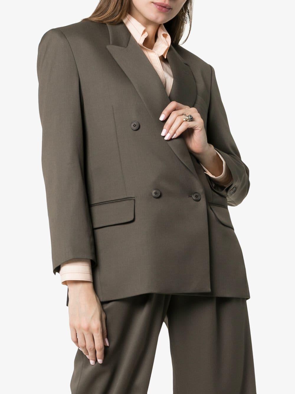 low classic blazer