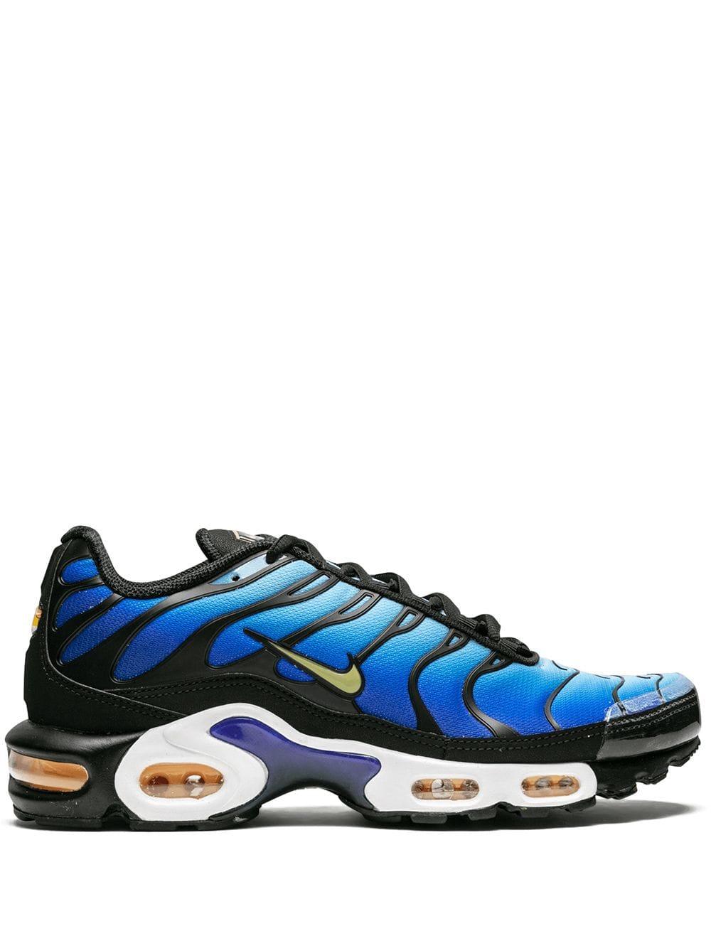 blue air max plus og