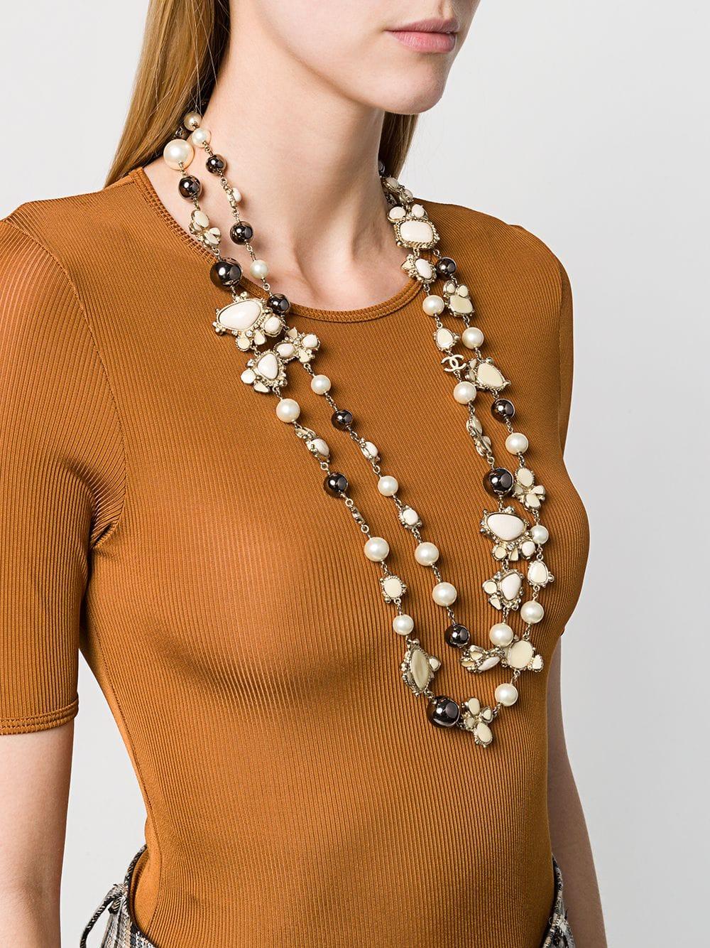 Chanel Pre-Owned Cc Faux Pearl Necklace in Metallic - Lyst