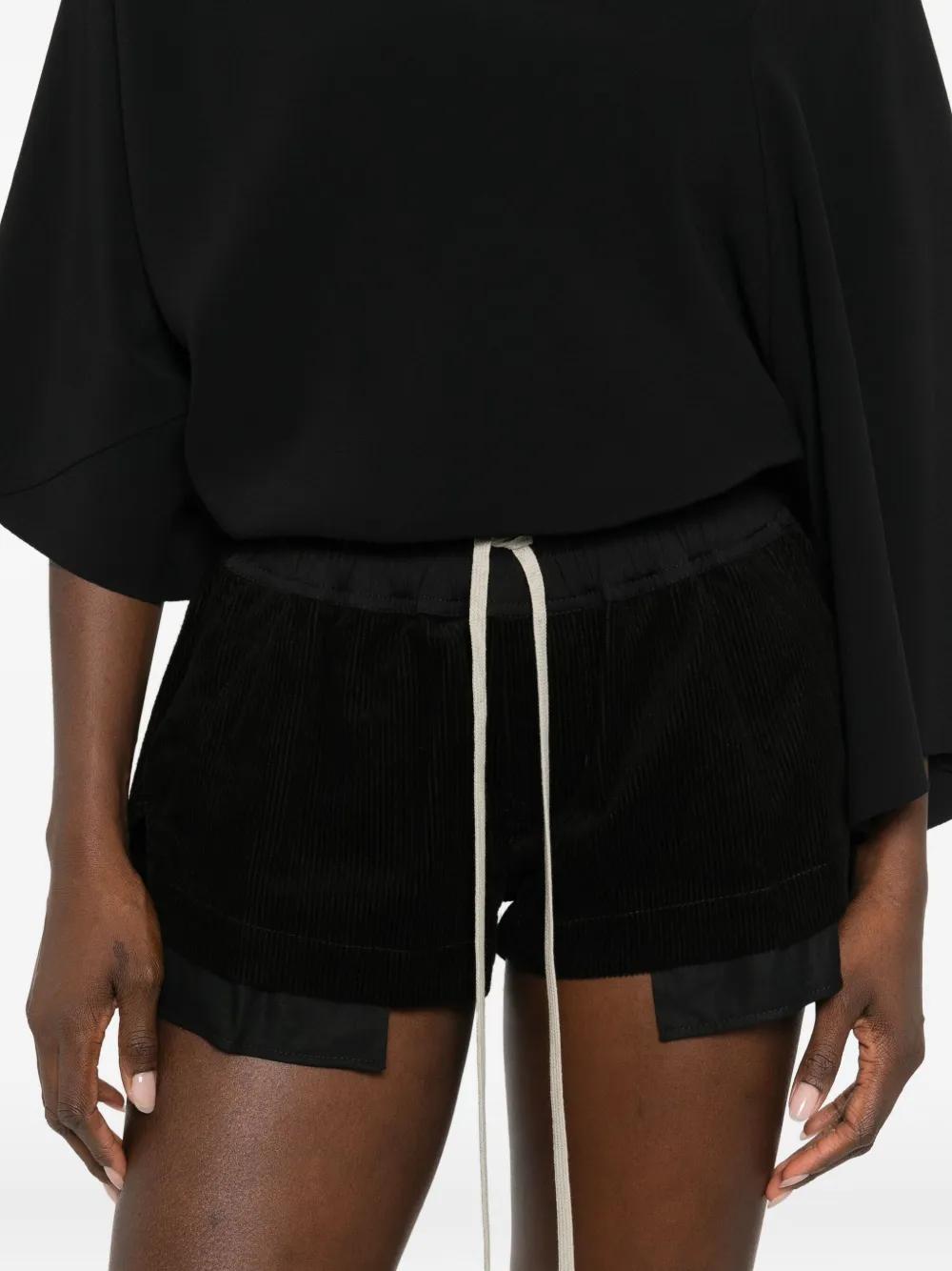 【SALE】Rick owens ブラックショートパンツ レディース Rick Owens ショートパンツ | オンラインセールは