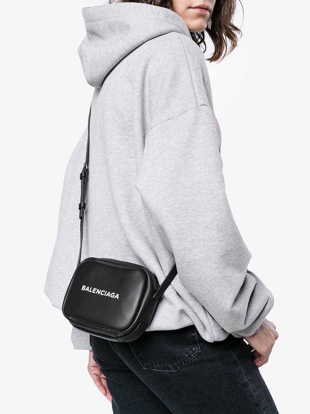 balenciaga xs everyday camera bag