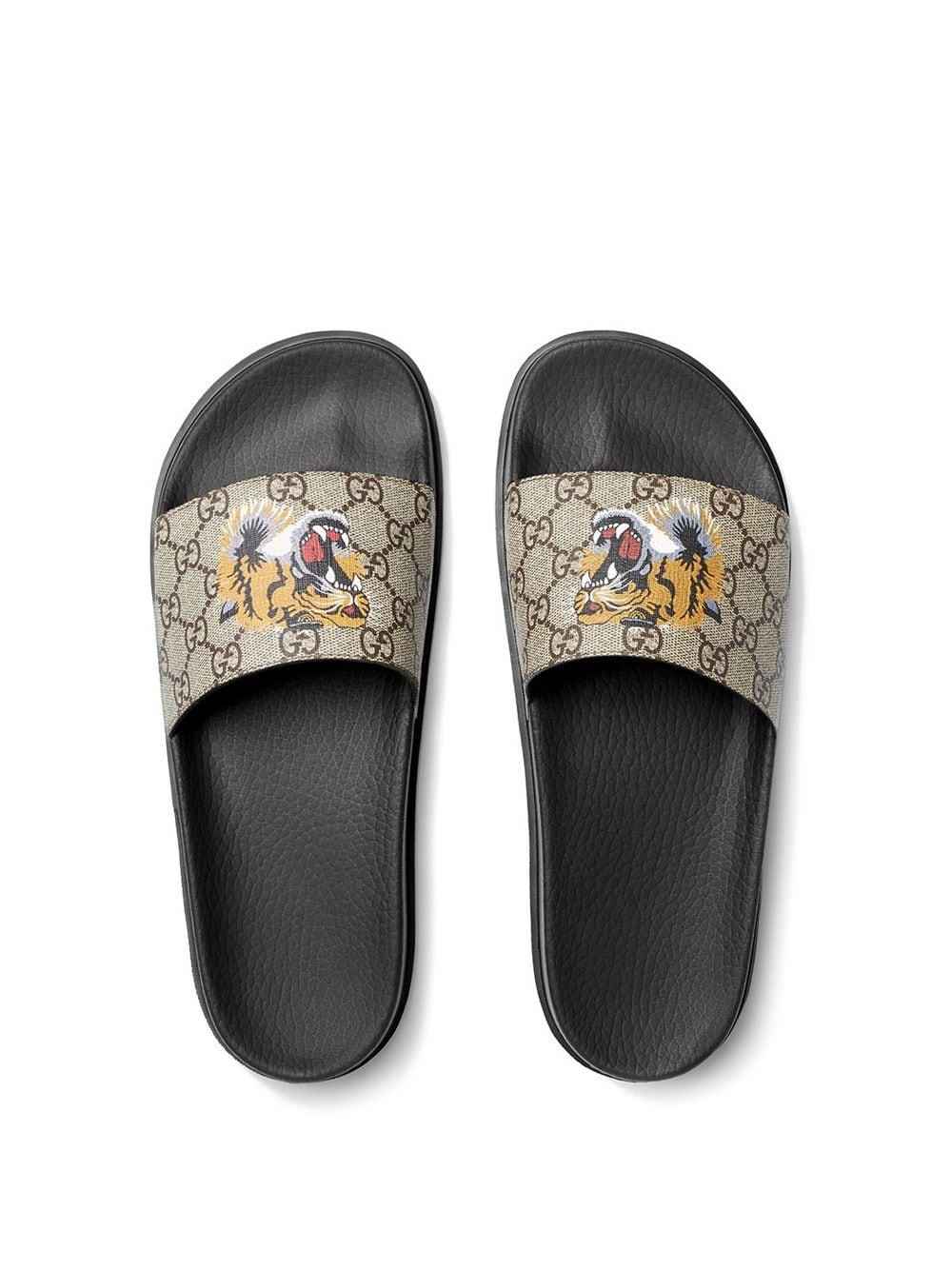 Gucci GG Supreme Tiger Slide Sandal in Brown for Men | Lyst