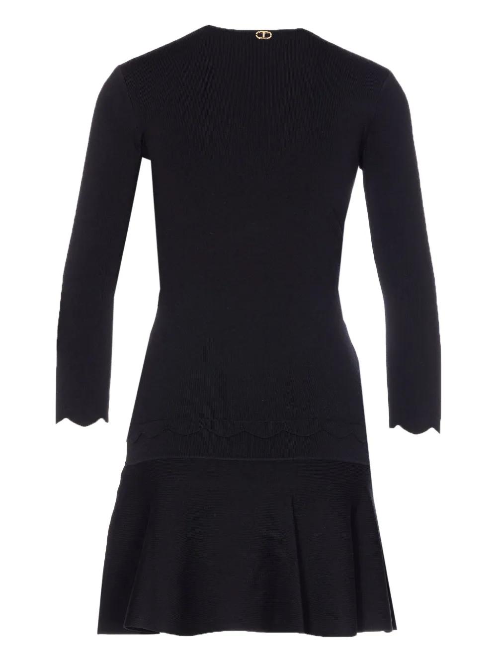 Twinset Scalloped-Hem V-Neck Dress in Black | Lyst Twinset Scalloped-Hem V-Neck Dress in Black | Lyst