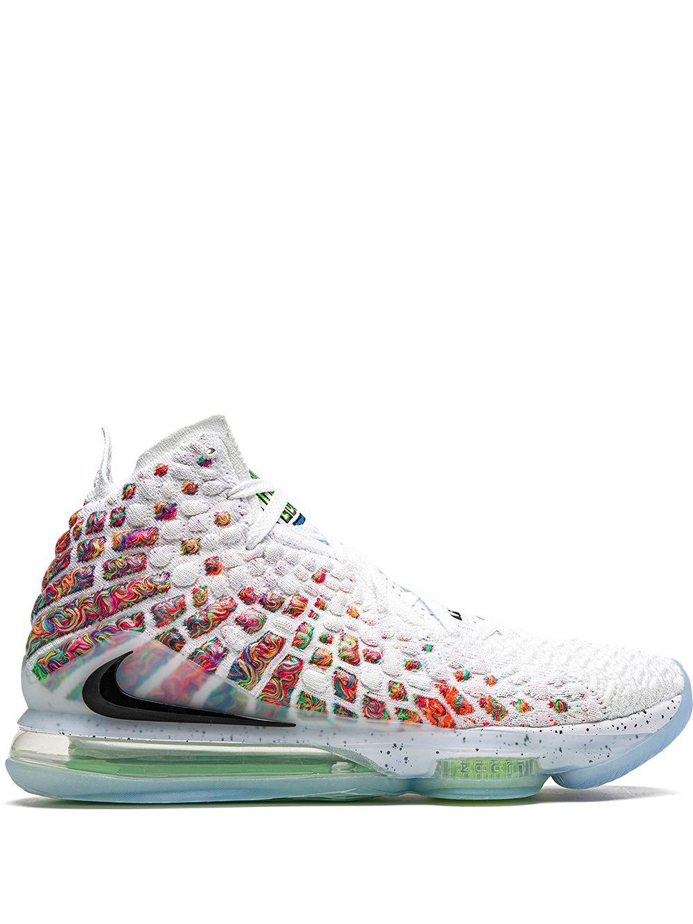 Nike Lebron 17 Basketball Shoes in White for Men | Lyst