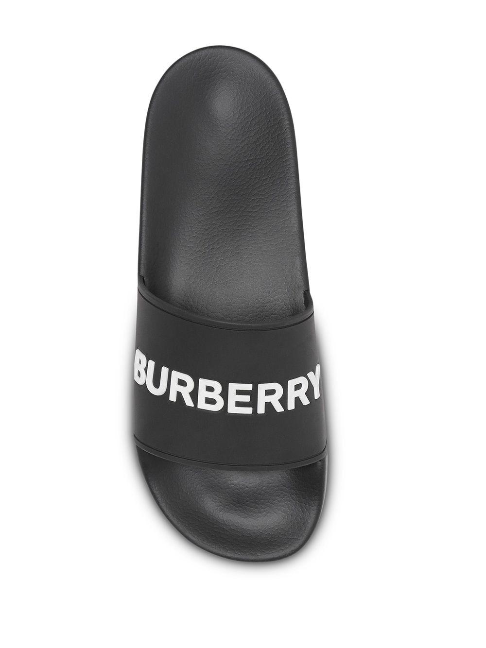 Burberry Rubber Kingdom Motif Slides in Black for Men | Lyst