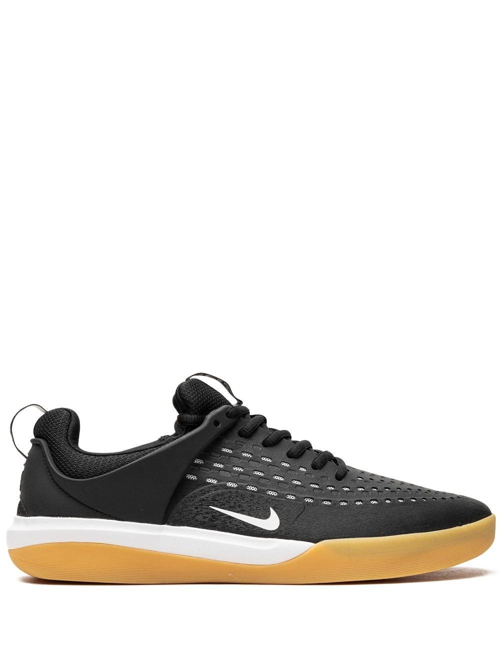 nyjah black gum nike
