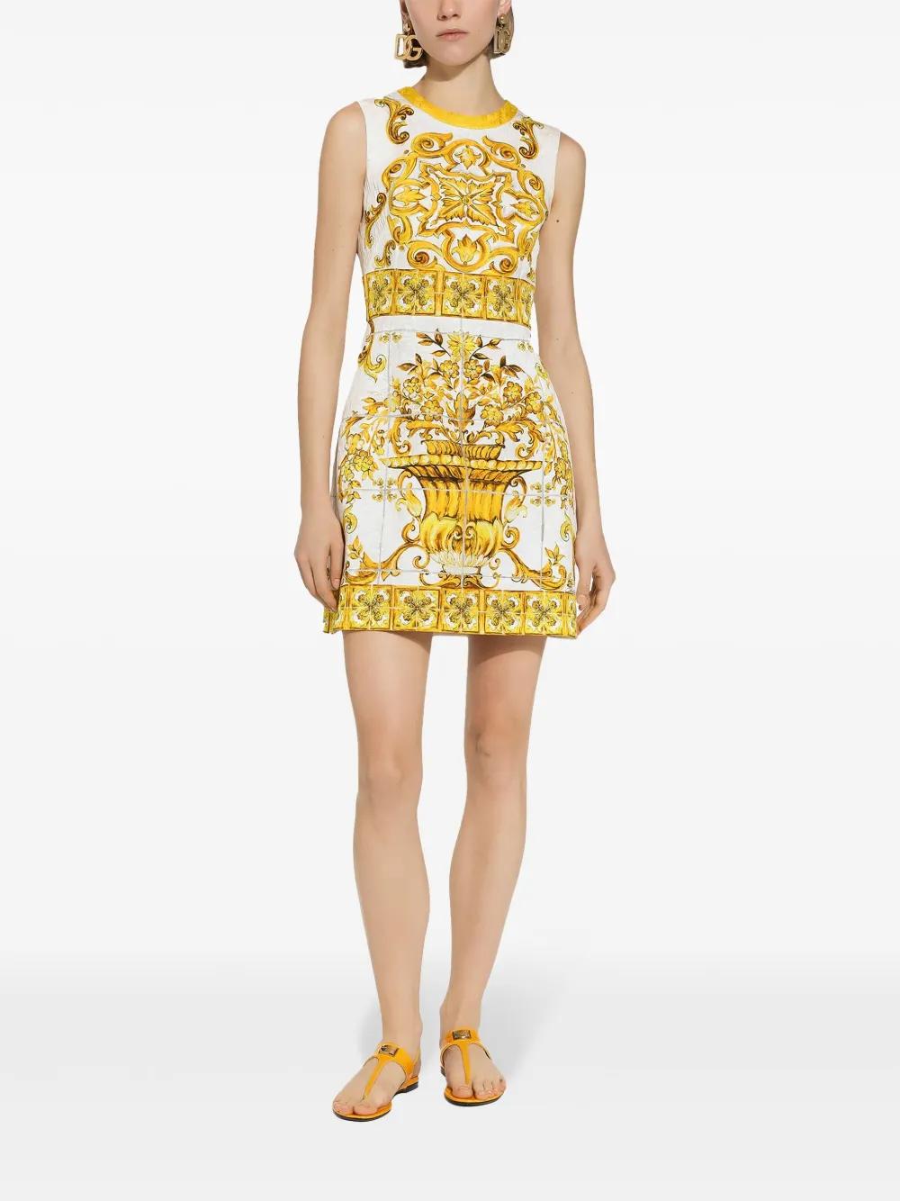 dolce and gabbana yellow dress Floral-print Maxi making it an exquisite choice any special occasion Dolce & Gabbana Rose Print