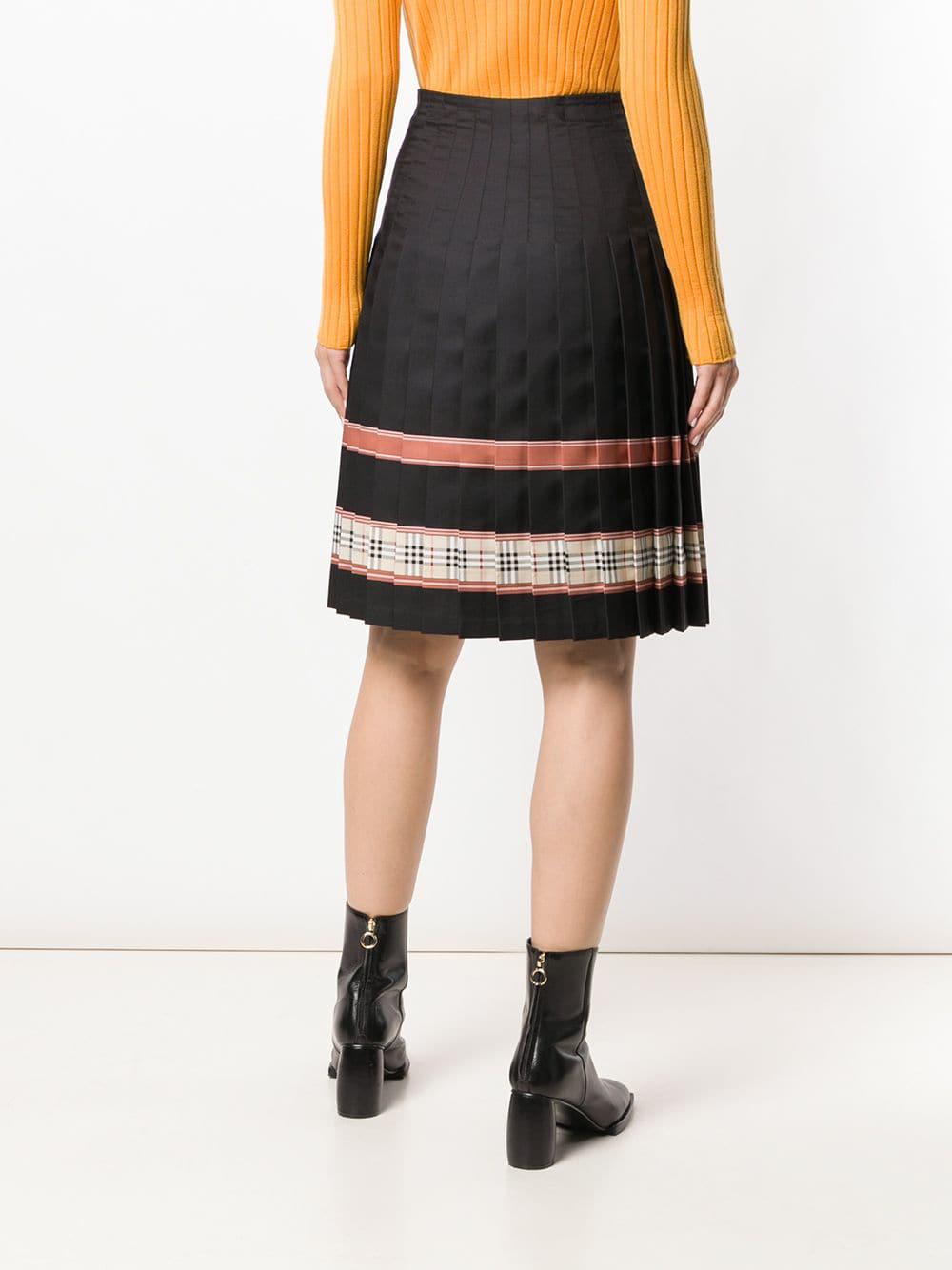 falda estampado burberry