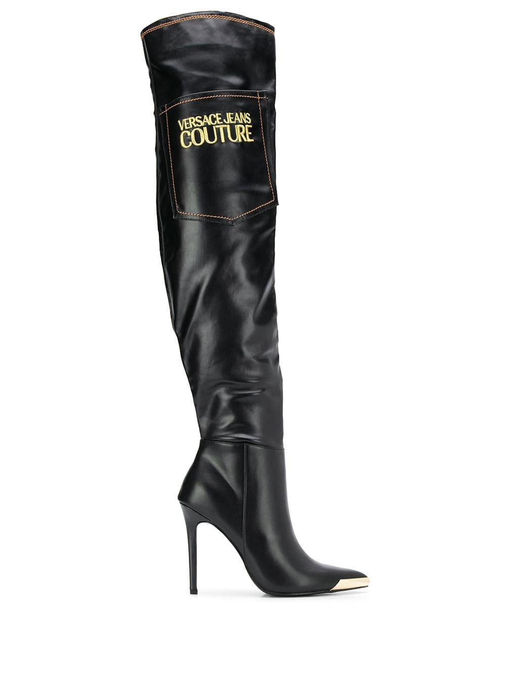 Versace Jeans Couture Klassische Overknee-Stiefel in Schwarz | Lyst DE