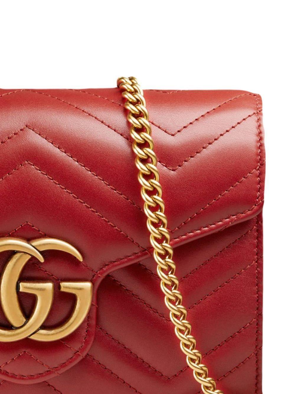 GG Marmont matelassé super mini bag in red leather