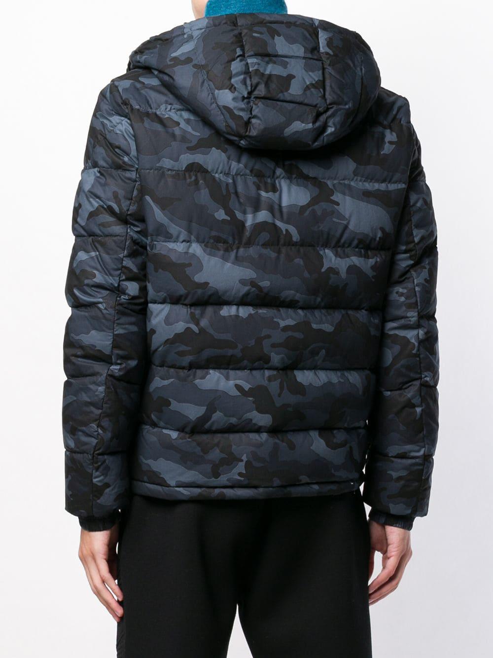 Moncler Synthetic Camouflage Print Puffer Jacket in Blue for Men - Lyst