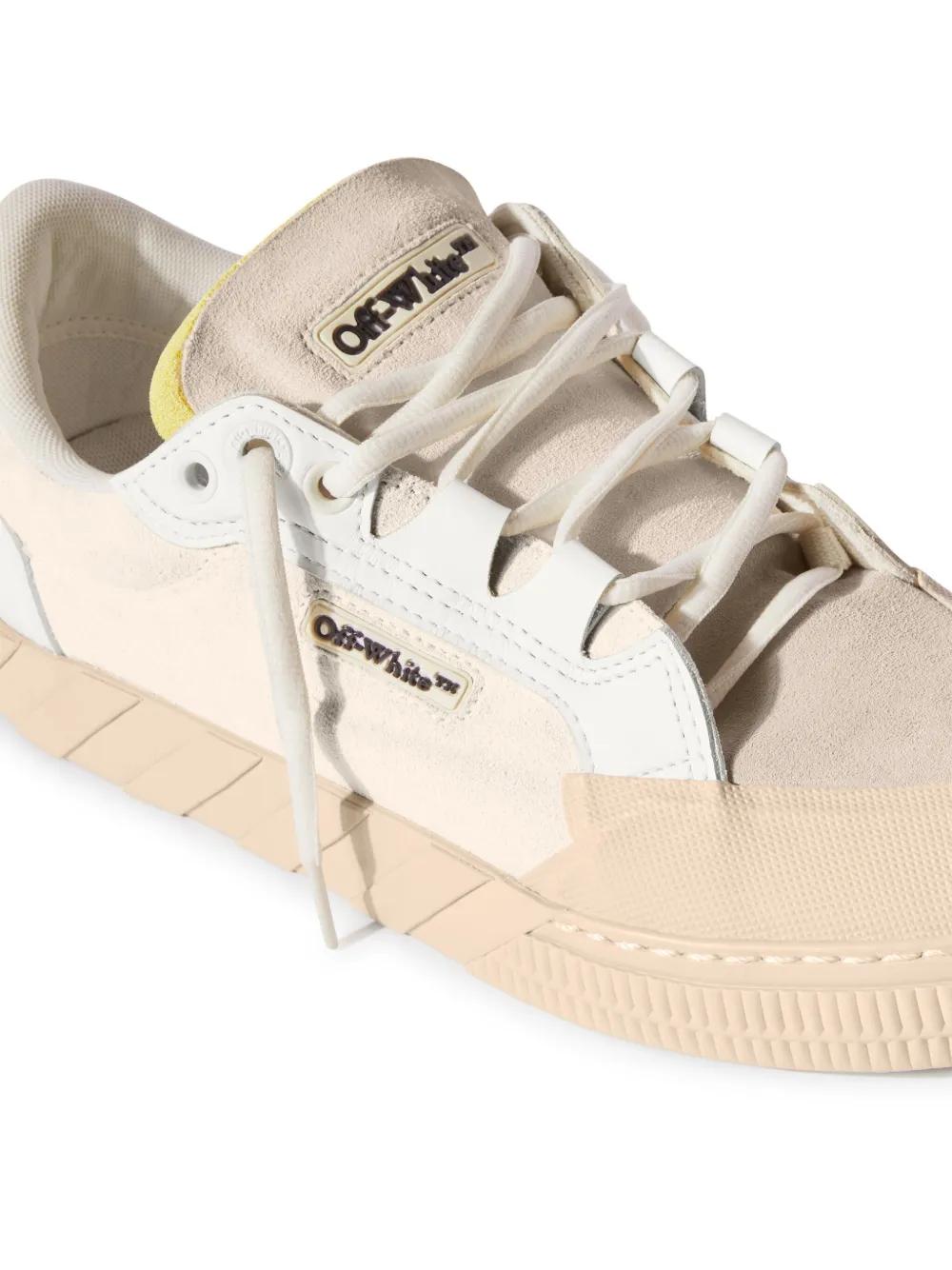 Off-White c/o Virgil Abloh Vulcanized 779 Sneakers in Natural for