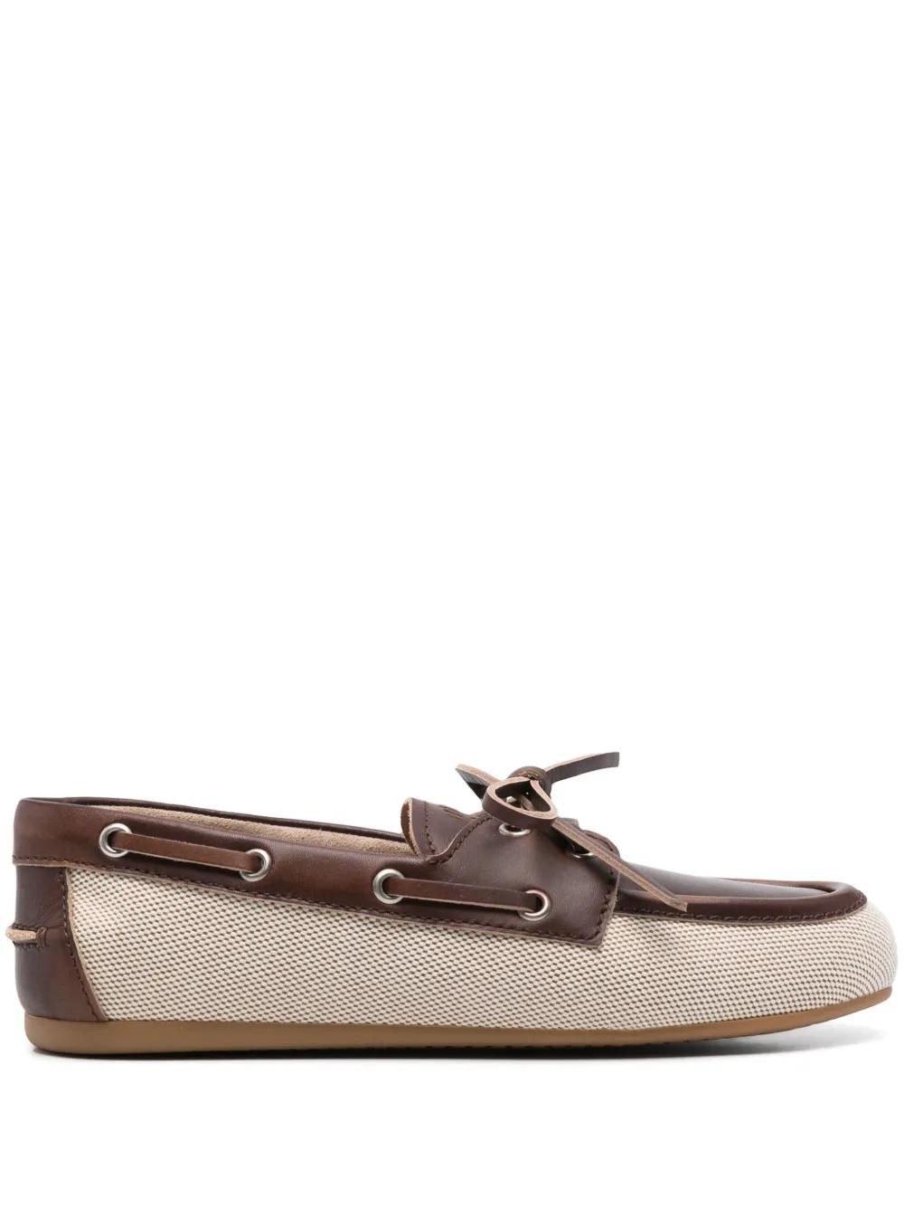 レディース Miu Miu ローファー、モカシンが¥82,500〜 | Lyst