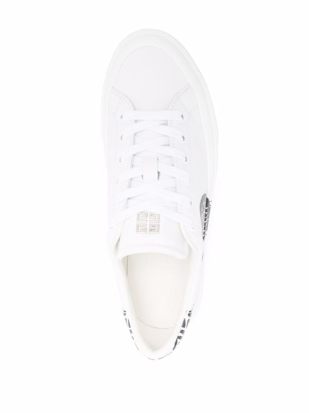 Givenchy 4g-heart Low-top Sneakers in White | Lyst