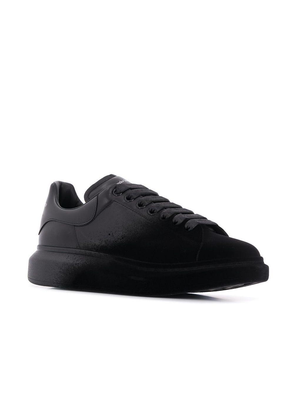 Alexander McQueen Oversized Sneakers | lage-top sneaker | fashionette