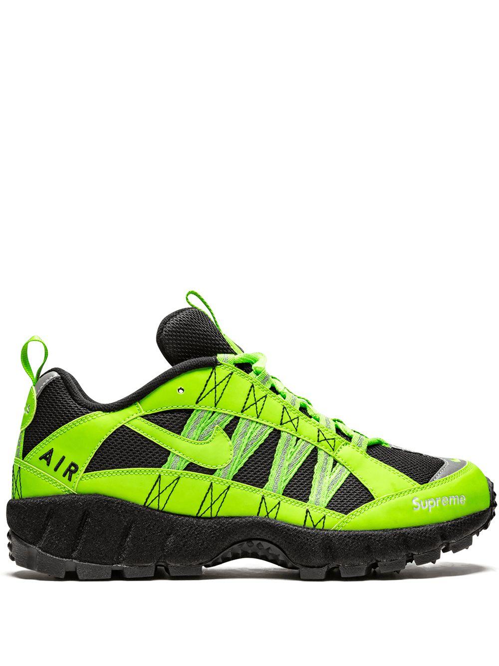 Nike Synthetic Air Humara '17 / Supreme Sneakers in Green for Men - Lyst