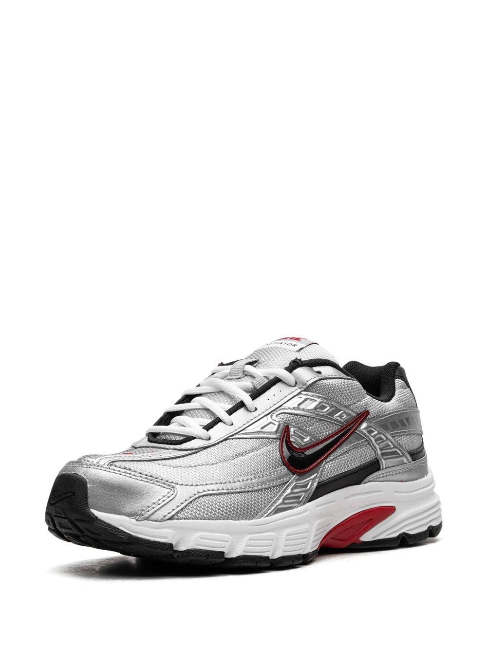 Nike initiator red 2025
