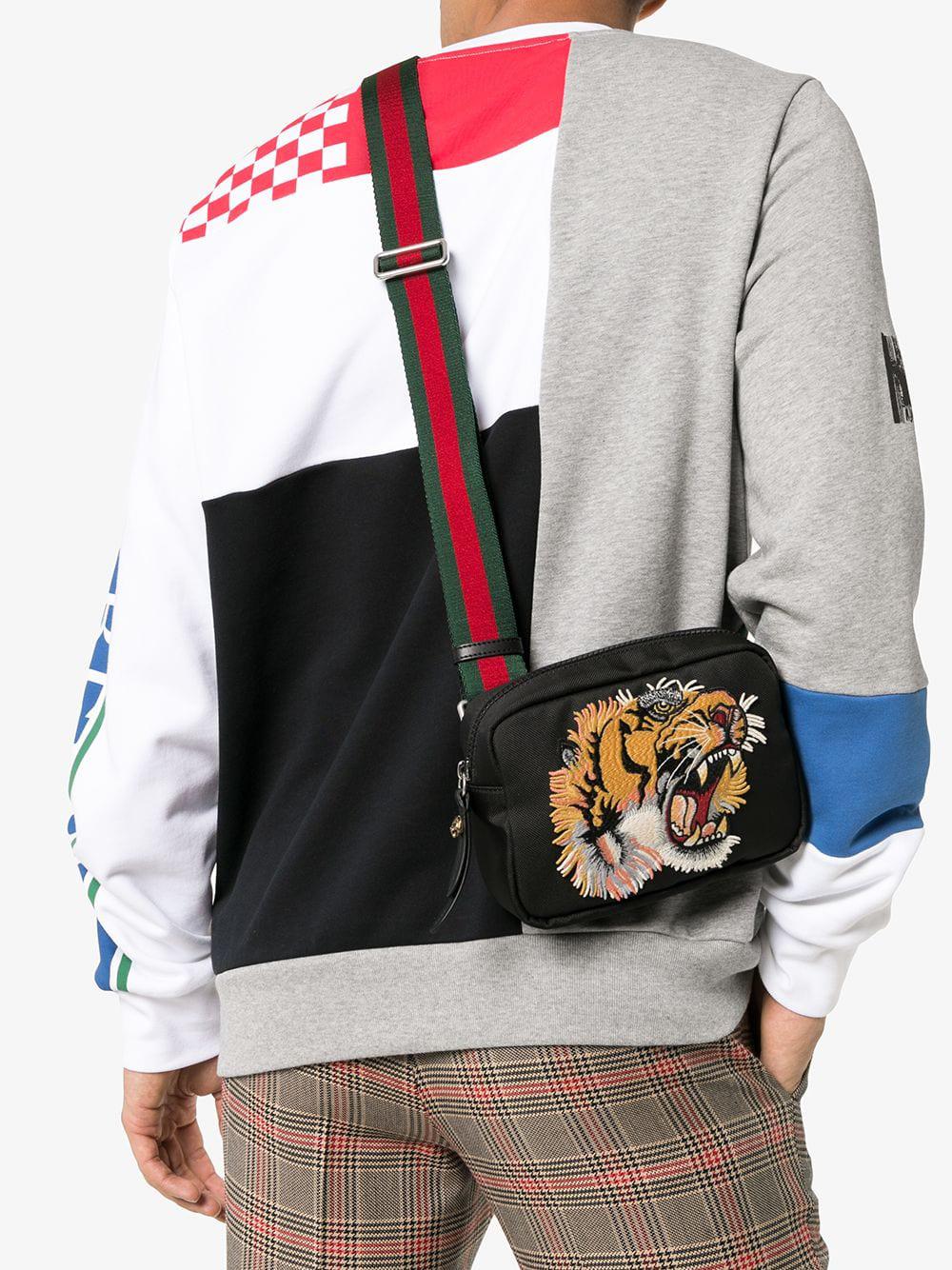 gucci tiger shoulder bag