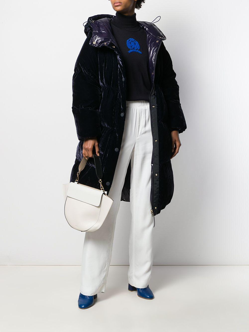 hcw skull jumper