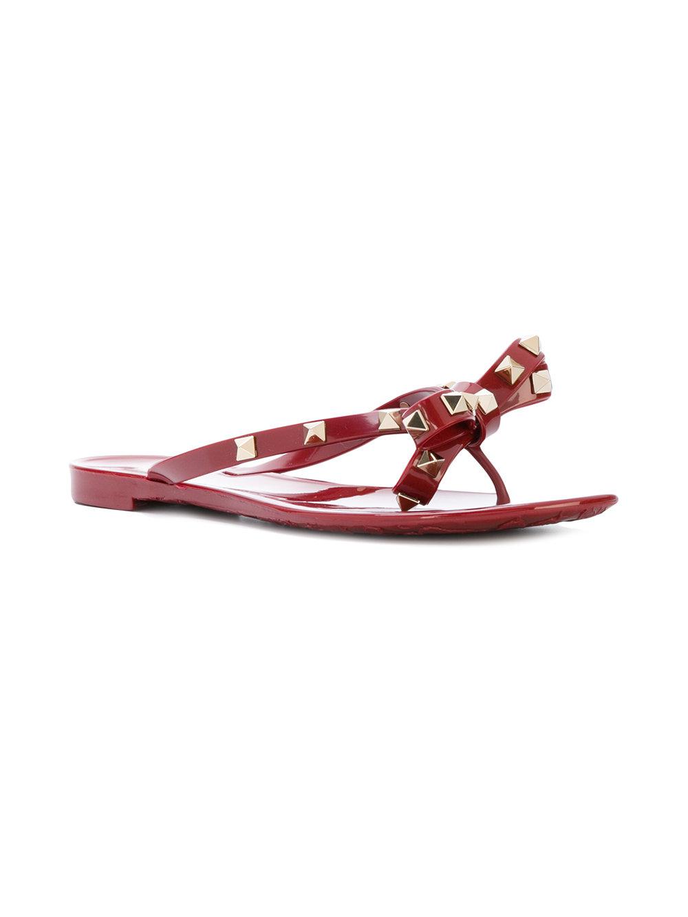 Valentino Jelly Rockstud Flat Thong Sandals in Red | Lyst