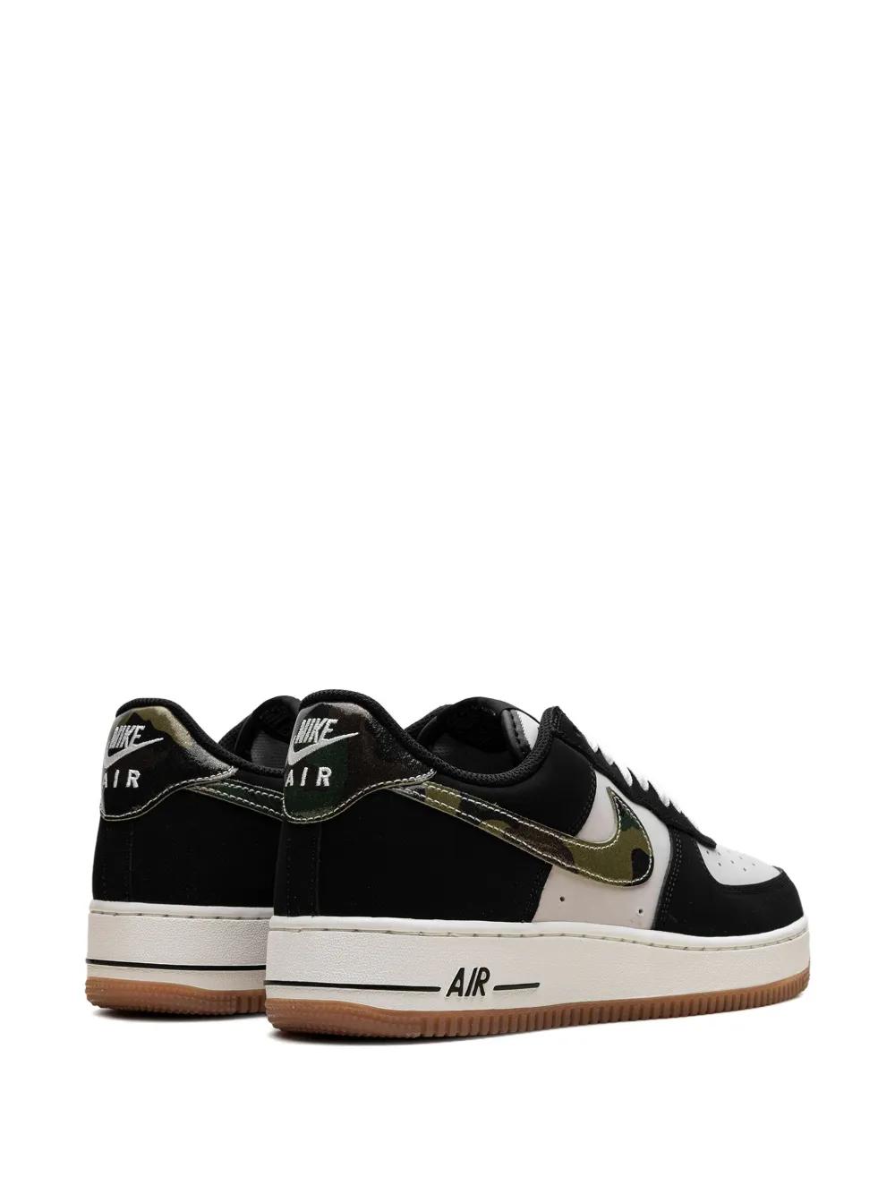 nike air force 1 black and white with brown sole