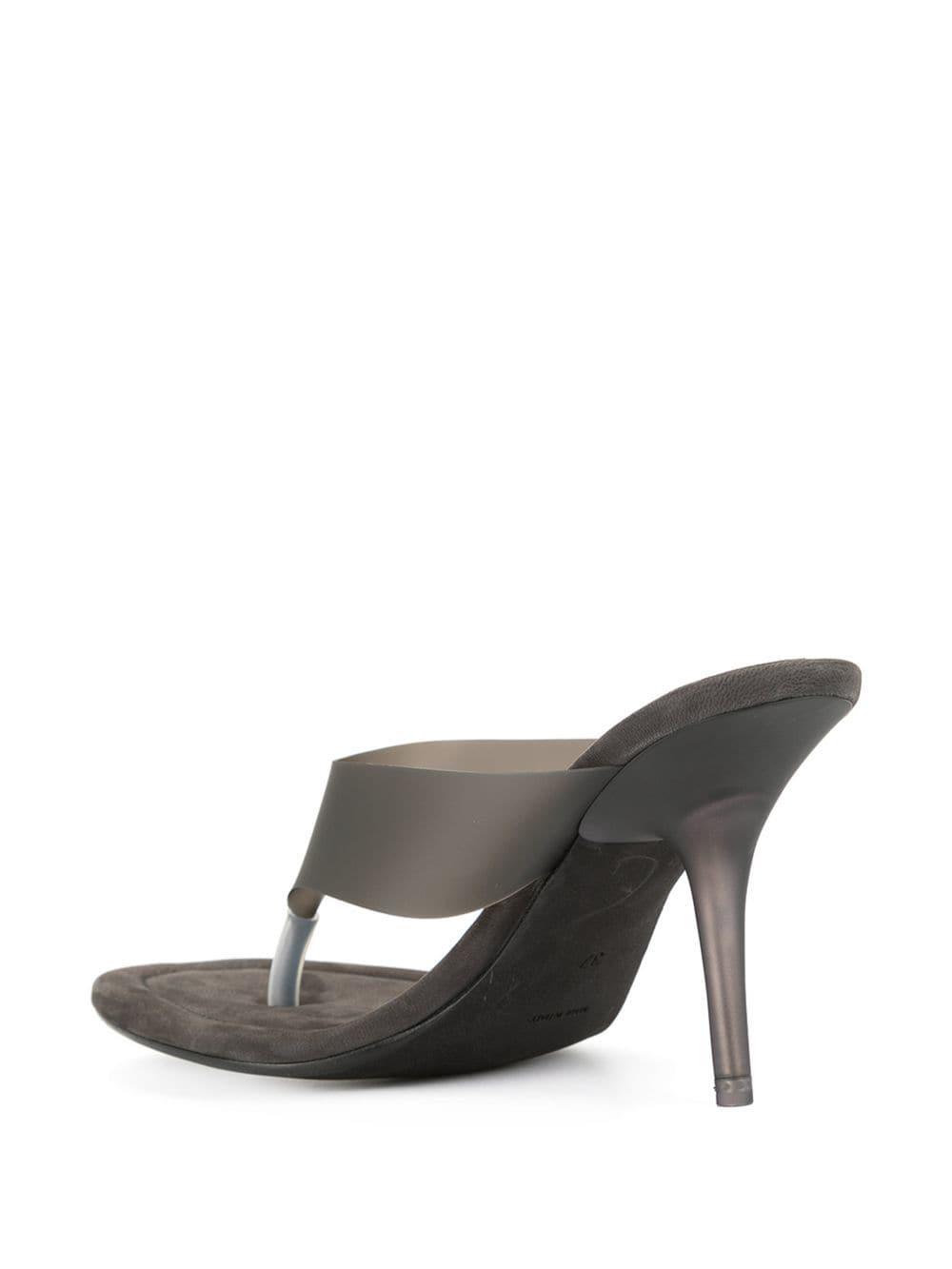 Yeezy Synthetic Season 8 Thong Sandals in Black - Lyst