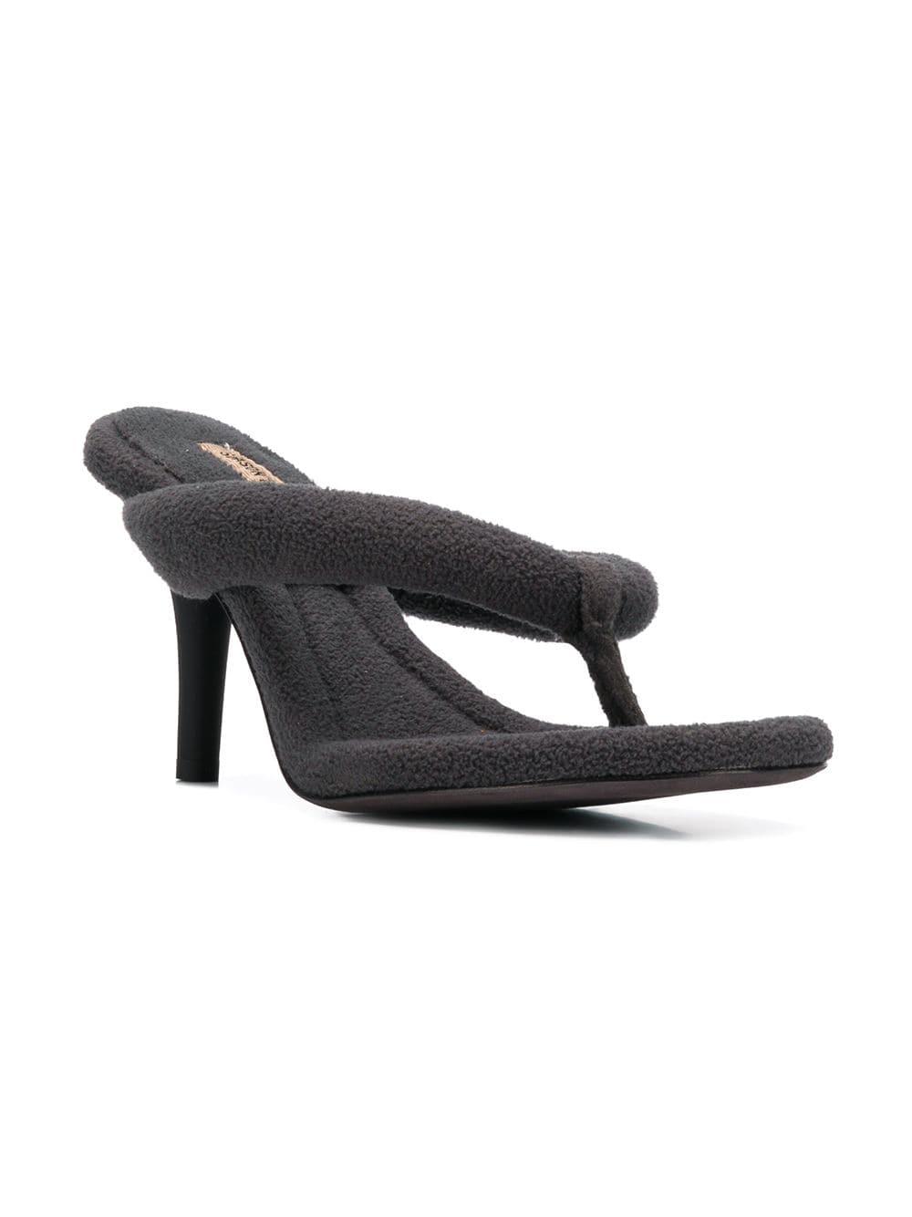yeezy minimal sandals
