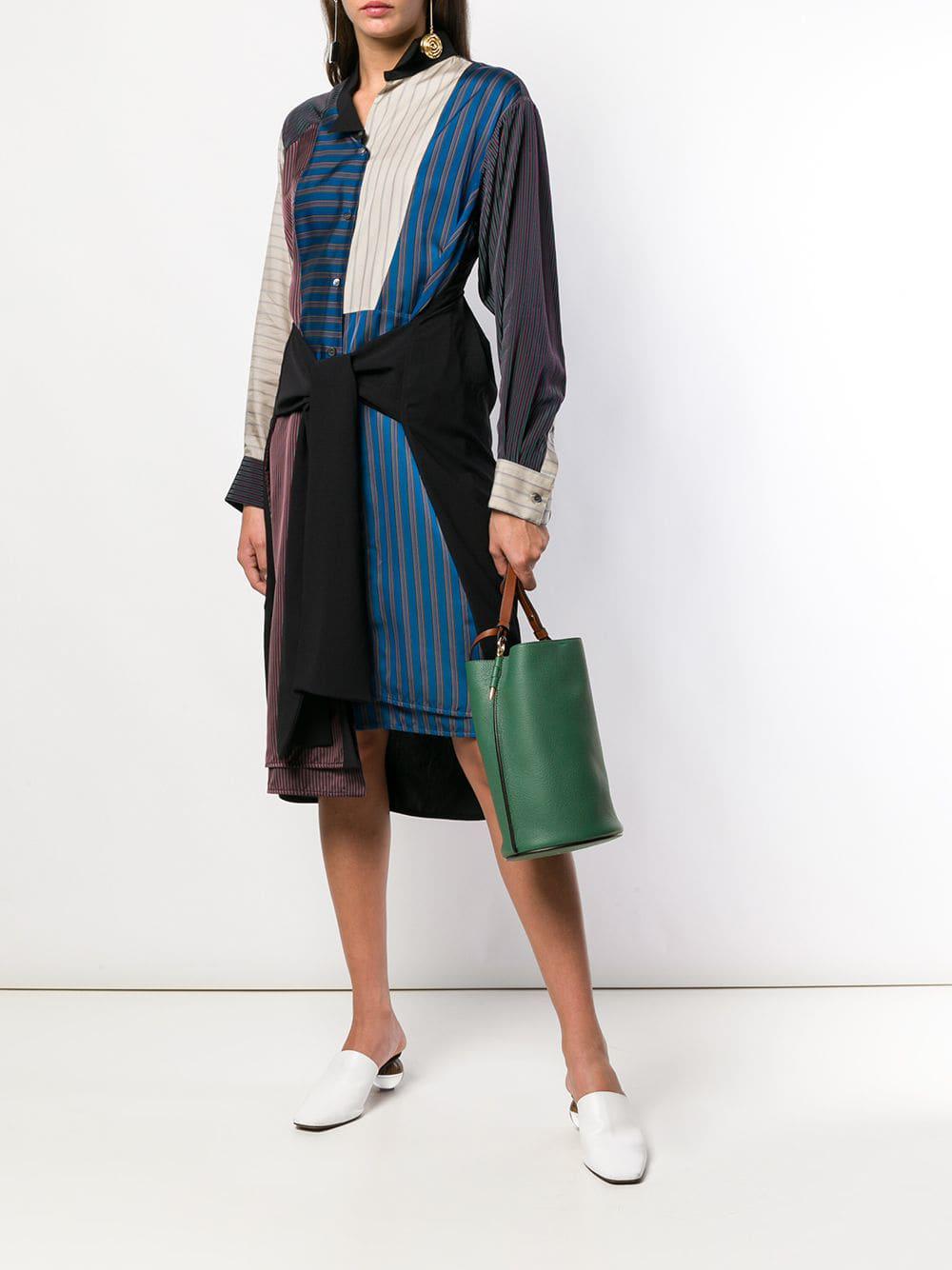 Loewe shop gate bucket