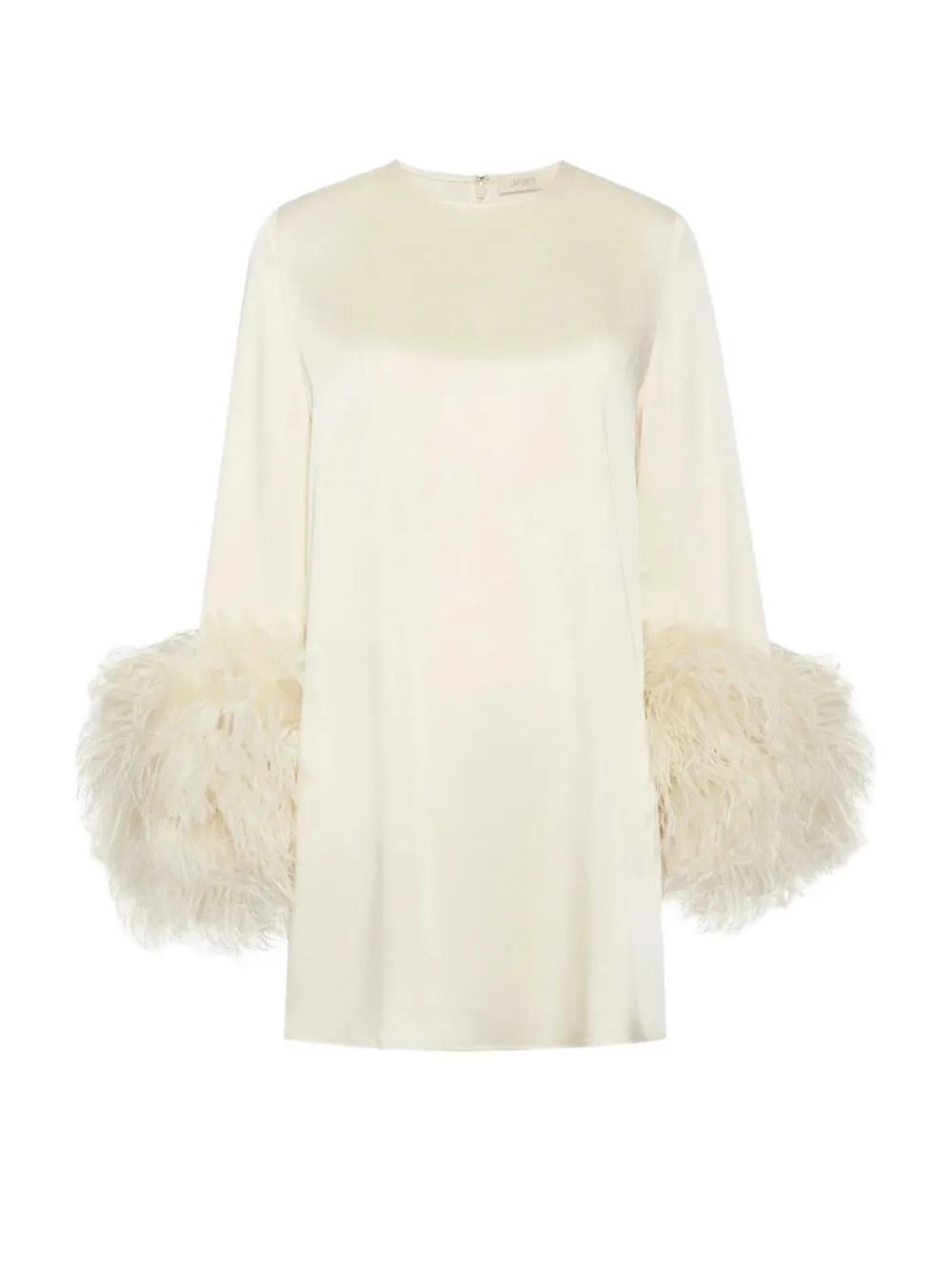 delilah long sleeve dress The Delilah floral embroidered White long sleeve lace gown with fitted skirt 16