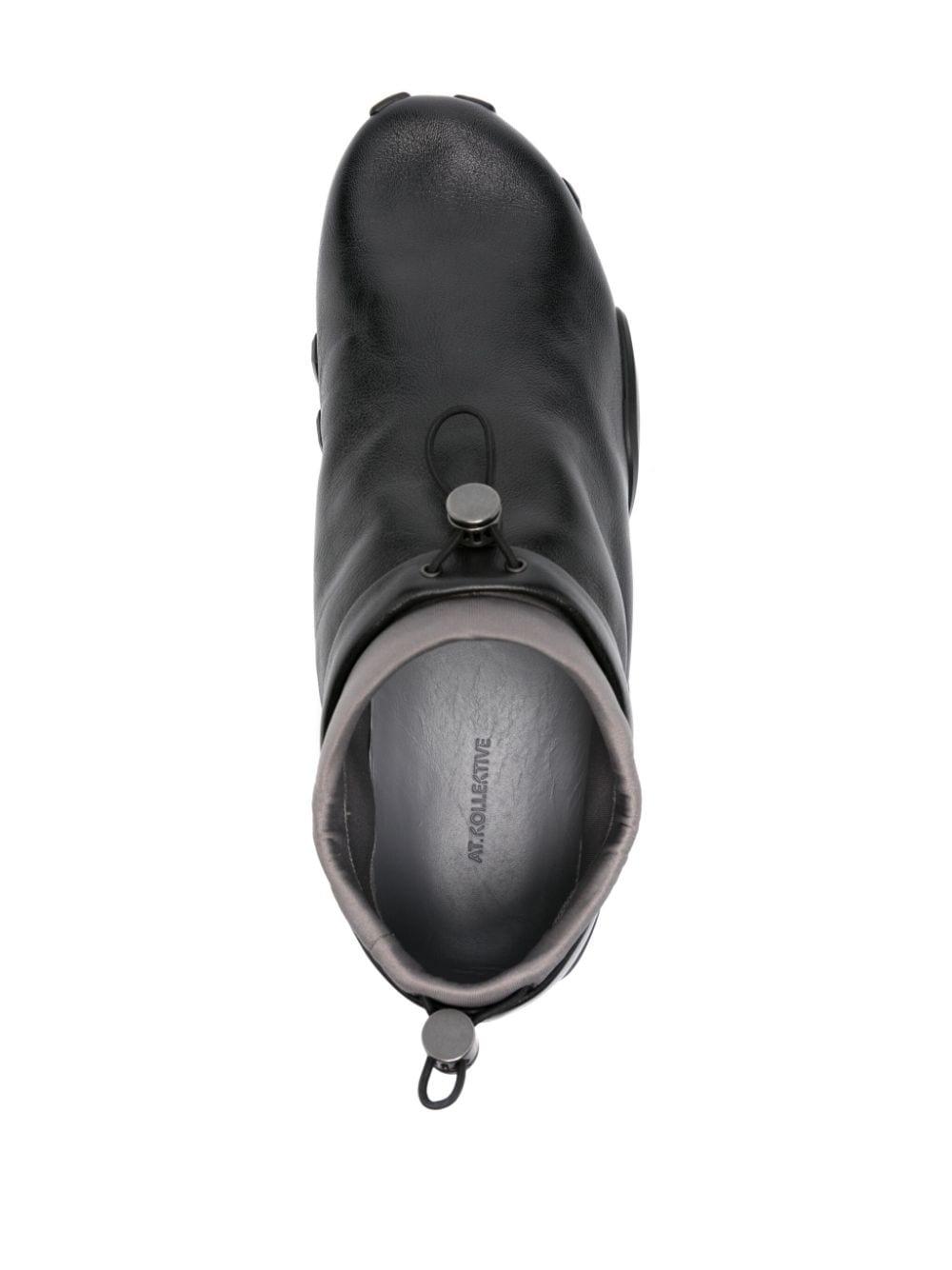 靴 Kiko Kostadinov At. Kollektive Saida KIKO KOSTADINOV Saida Slip-On in Black – SVRN