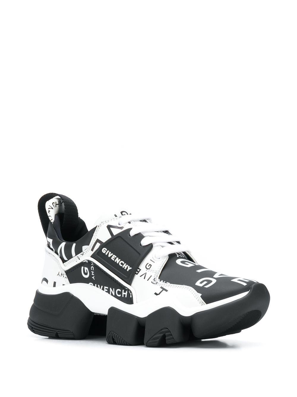 Givenchy Jaw Logo Chunky Sneakers in White | Lyst