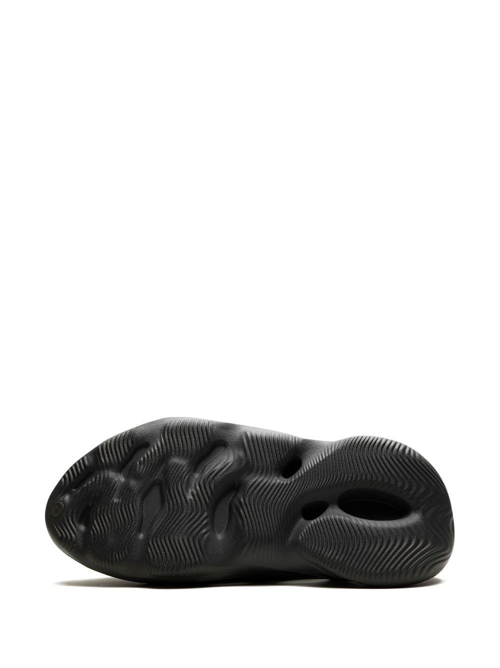 adidas Yeezy Foam Runner "carbon" Sandals in Black for Men | Lyst