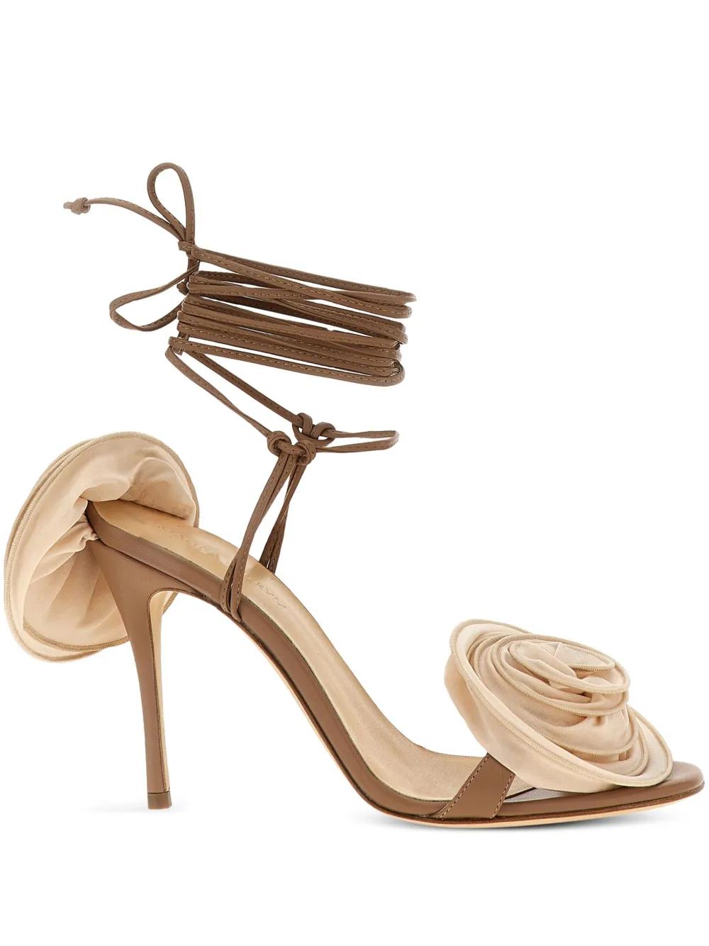 サンダル・ミュール MAGDA BUTRYM 'Re25' sandals Magda Butrym 're25' Sandals in Metallic | Lyst