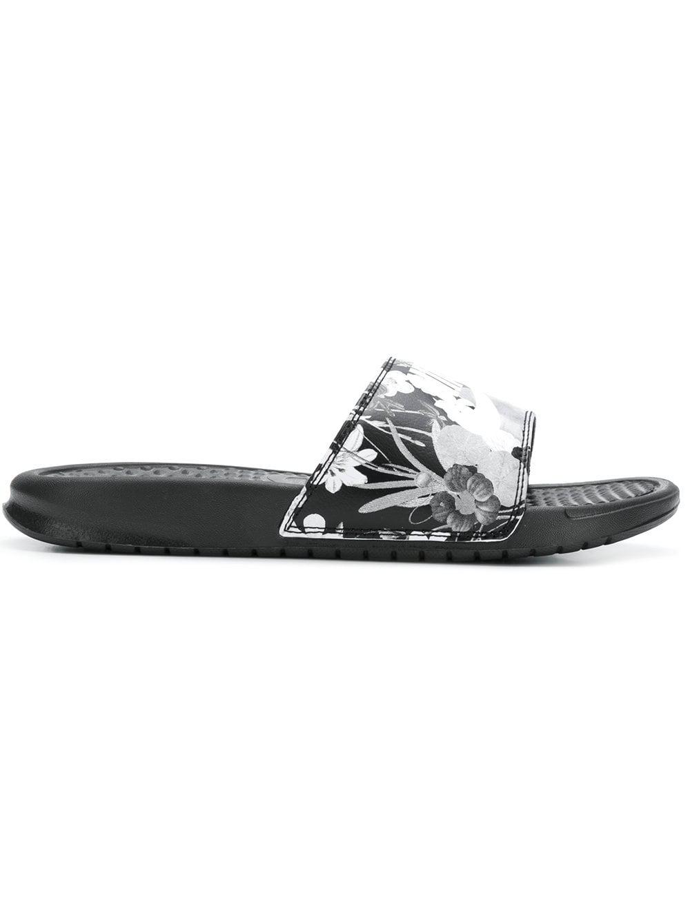 Chanclas con logo estampado Nike de color Negro | Lyst