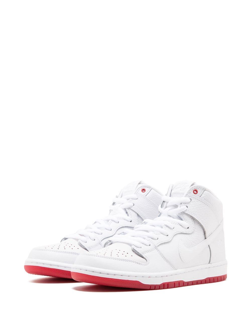 Nike Leather Sb Zoom Dunk High Pro Qs Skateboarding Shoe in White for Men |  Lyst Australia