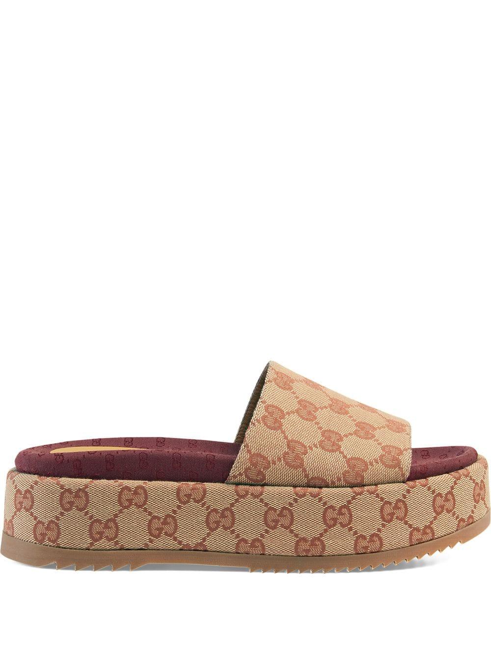 Gucci Canvas Original GG Slider Sandal For Women in Brown - Lyst